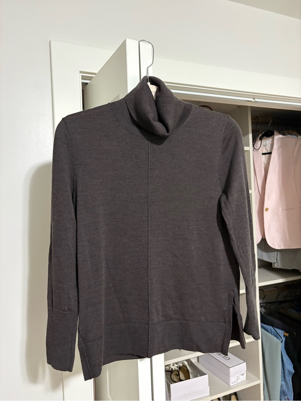 Banana Republic Women’s Wool Brown Turtleneck Sweater
